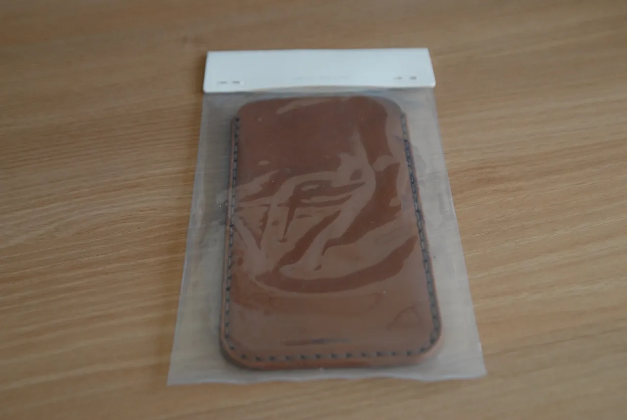 MAKR - iPhone6 Plus Sleeve - Saddle Tan