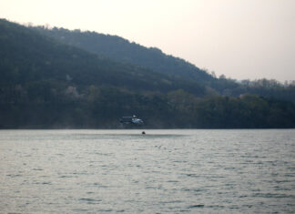 바쁜 소방헬리콥터