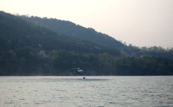 바쁜 소방헬리콥터