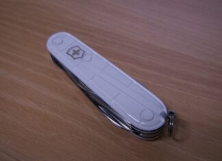 빅토리녹스(VICTORINOX) – 클라이머 화이트 크리스마스 스페셜에디션 (일명 맥가이버칼)