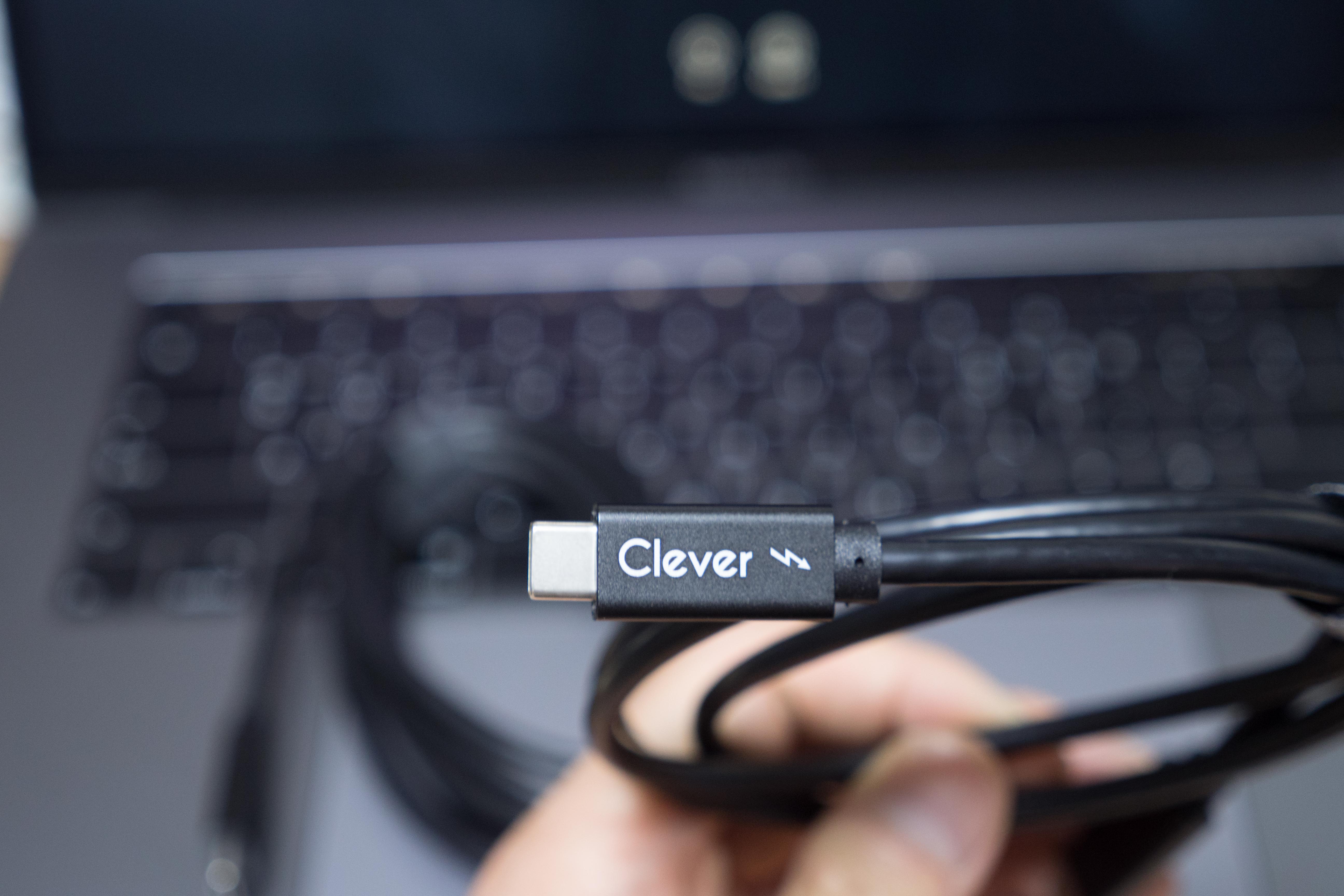 클레버 USB-C PD 지원 케이블 사용기 +  4K 모니터 연결